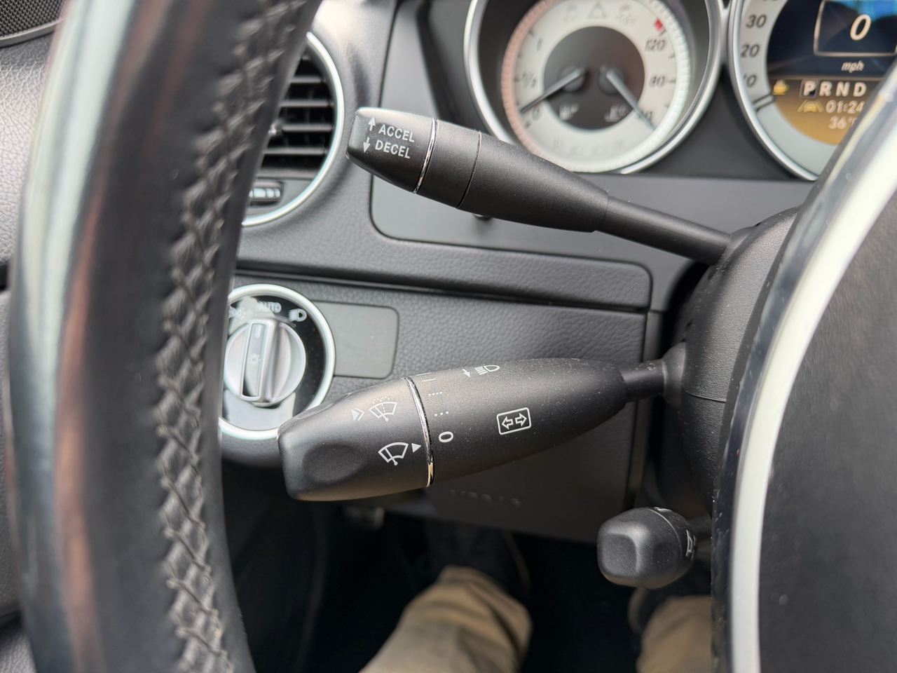 Mercedes-Benz C-Class 2dr Cpe C 350 4MATIC 2012