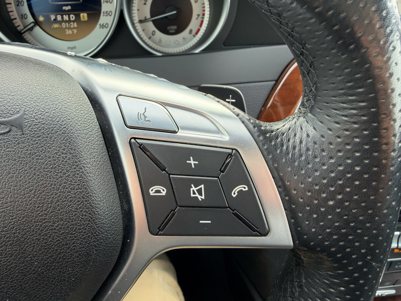 Mercedes-Benz C-Class 2dr Cpe C 350 4MATIC 2012