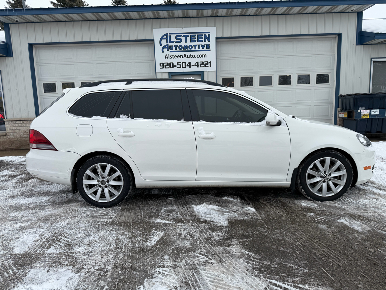 Volkswagen Jetta SportWagen 4dr DSG TDI 2012