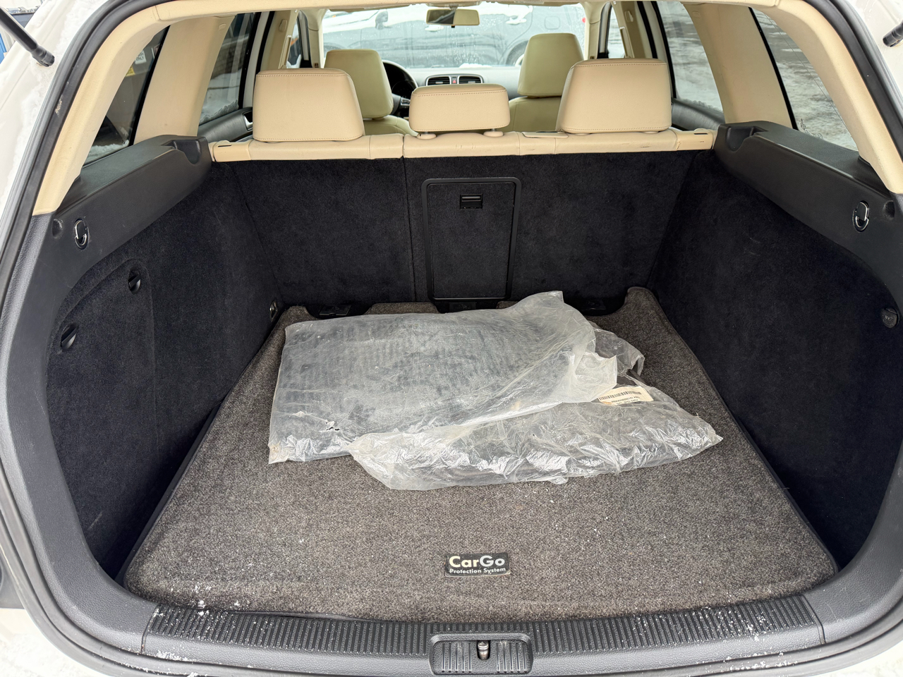 Volkswagen Jetta SportWagen 4dr DSG TDI 2012