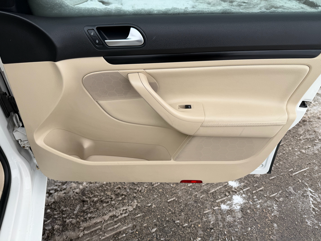 Volkswagen Jetta SportWagen 4dr DSG TDI 2012