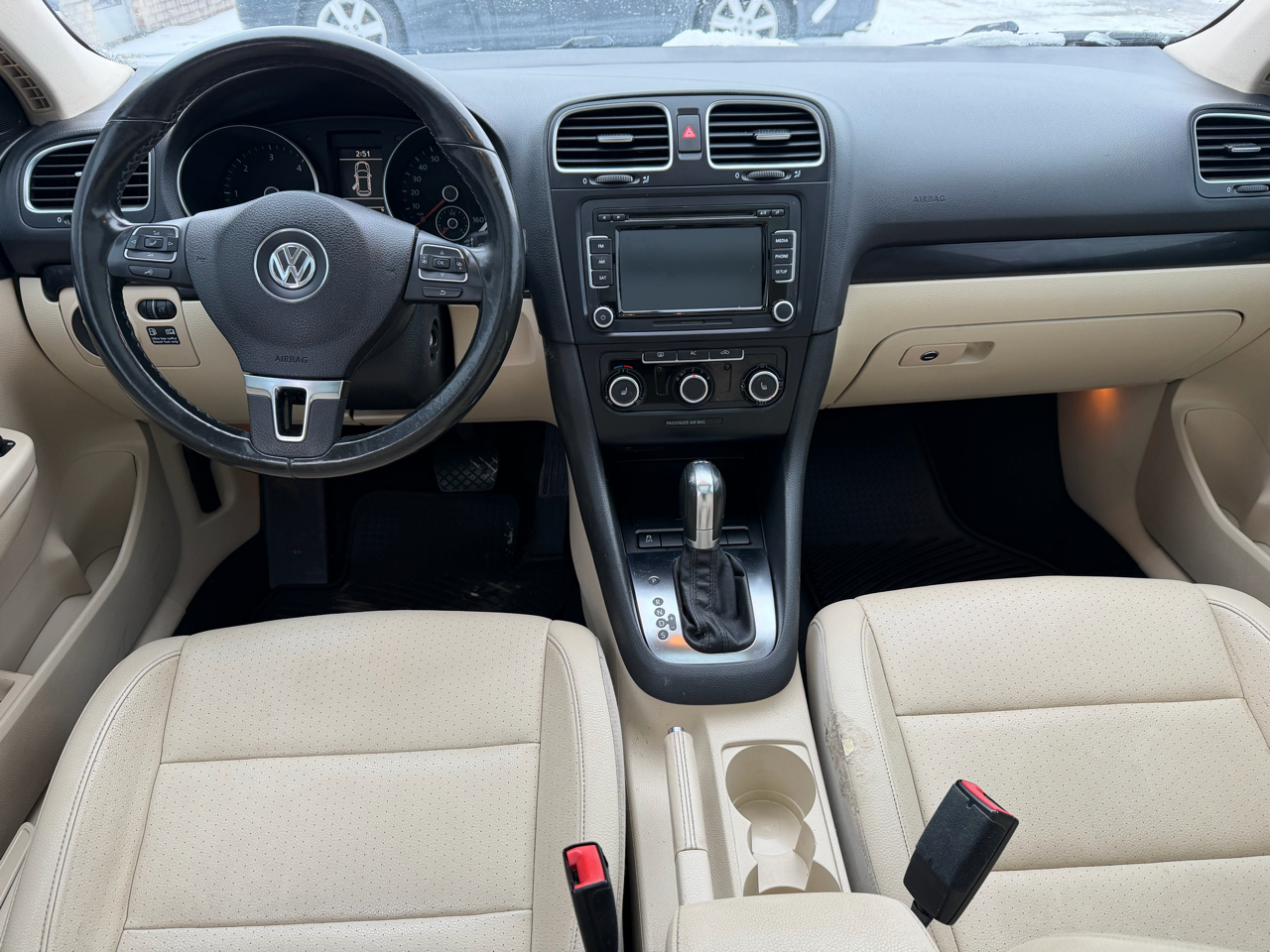 Volkswagen Jetta SportWagen 4dr DSG TDI 2012