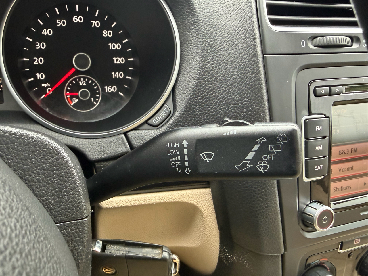 Volkswagen Jetta SportWagen 4dr DSG TDI 2012