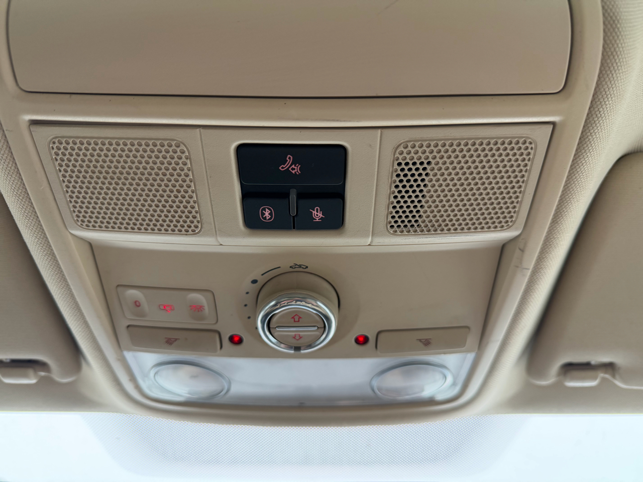 Volkswagen Jetta SportWagen 4dr DSG TDI 2012