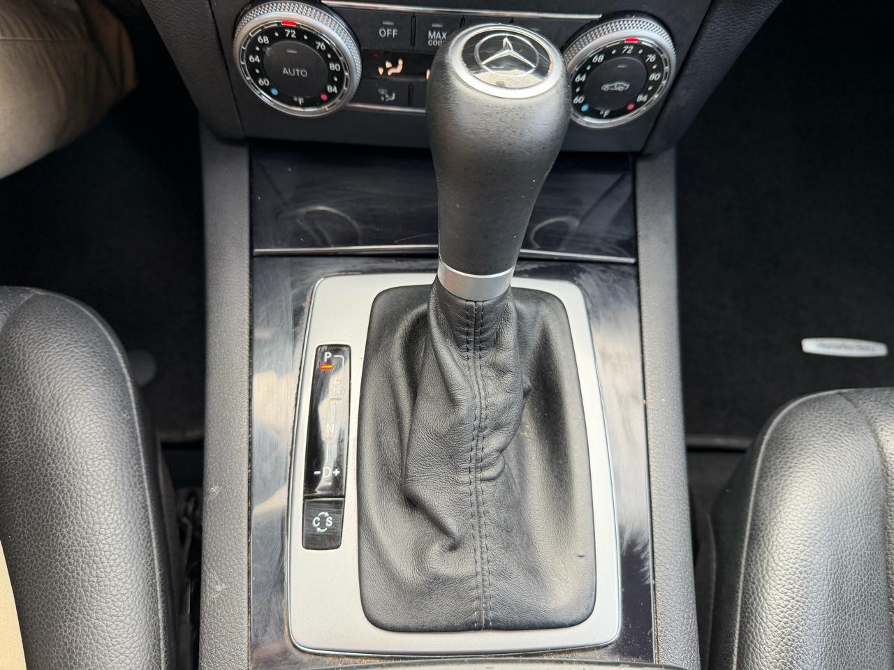 Mercedes-Benz GLK-Class 4MATIC 4dr GLK 350 2010