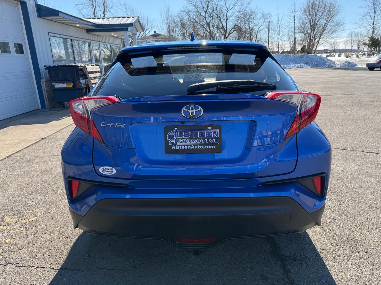 Toyota C-HR XLE FWD (Natl) 2018
