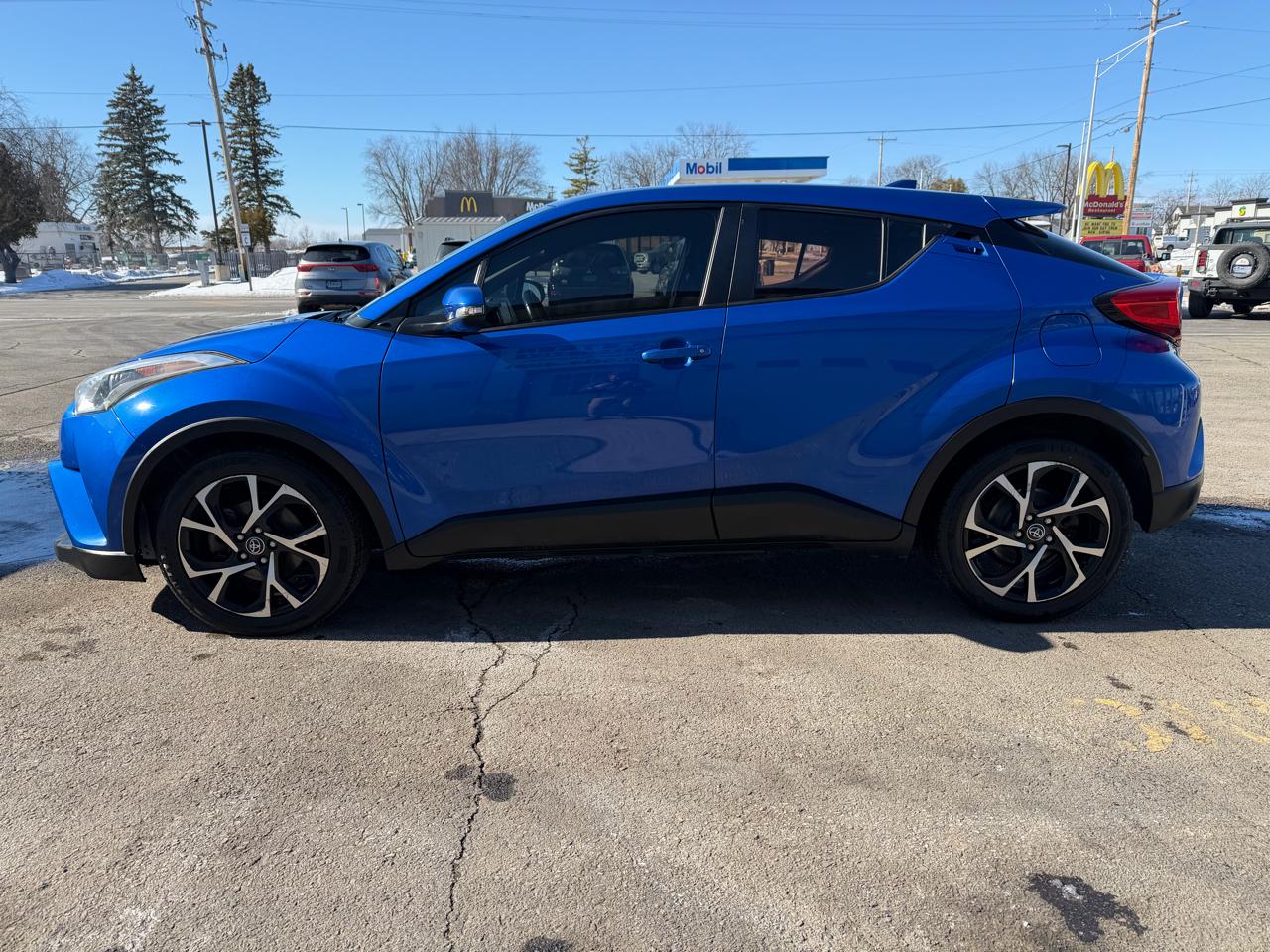 Toyota C-HR XLE FWD (Natl) 2018