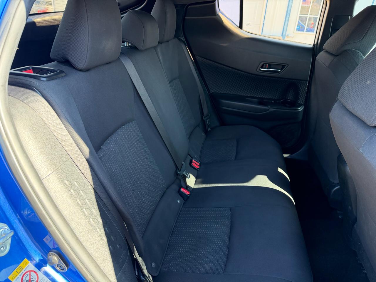 Toyota C-HR XLE FWD (Natl) 2018