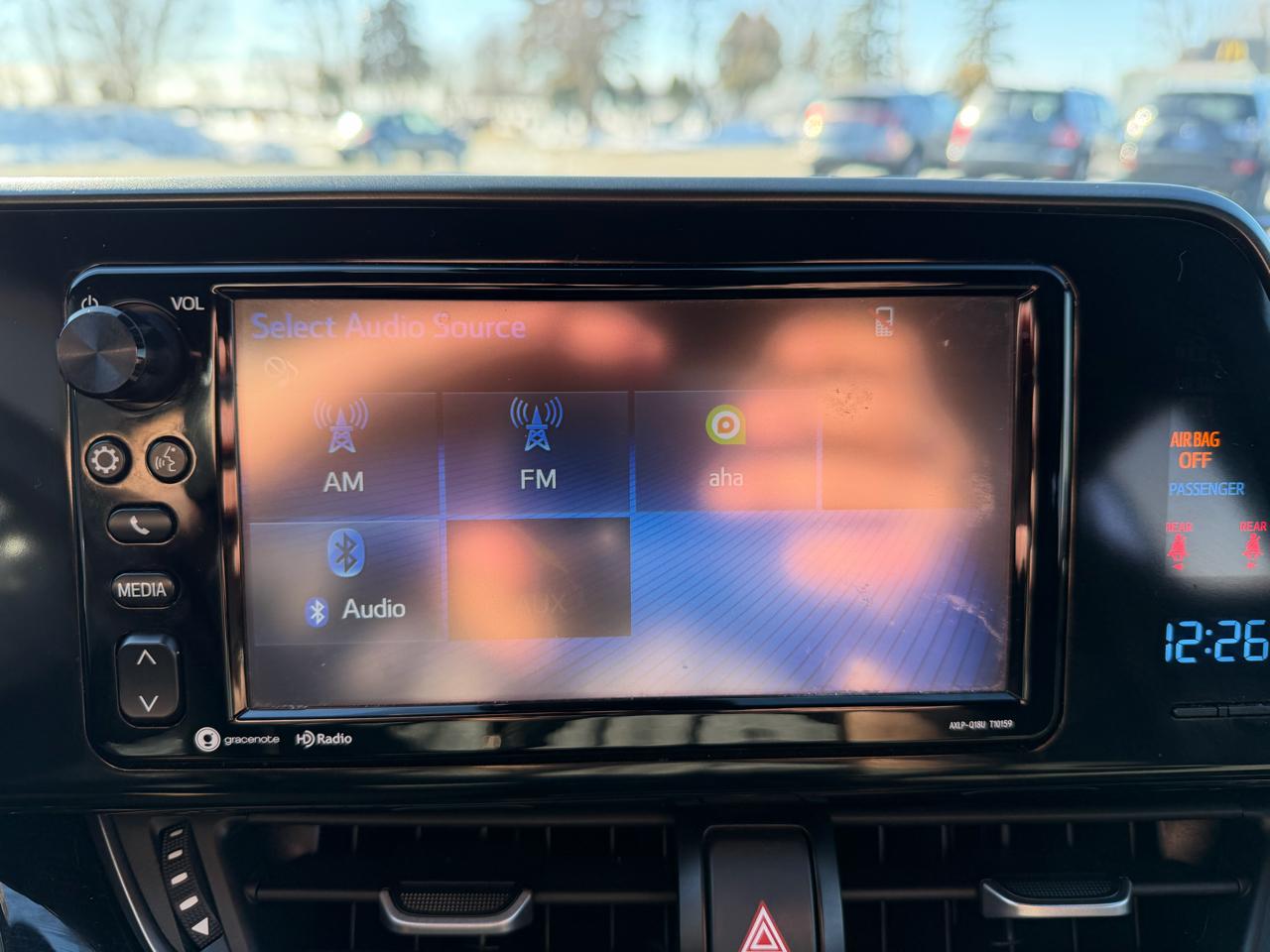 Toyota C-HR XLE FWD (Natl) 2018