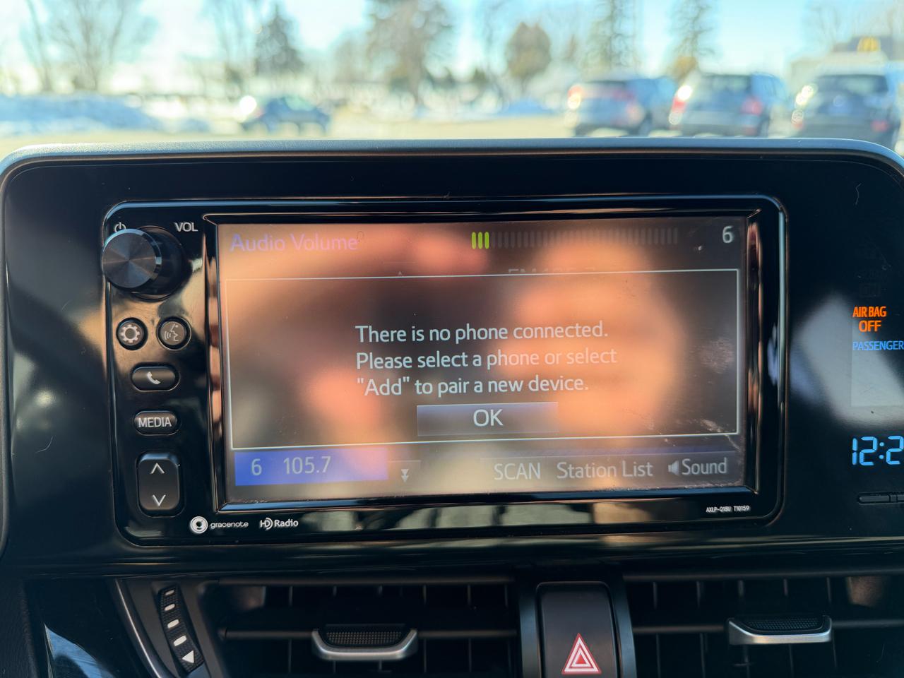 Toyota C-HR XLE FWD (Natl) 2018