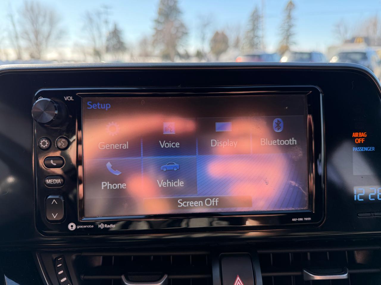 Toyota C-HR XLE FWD (Natl) 2018