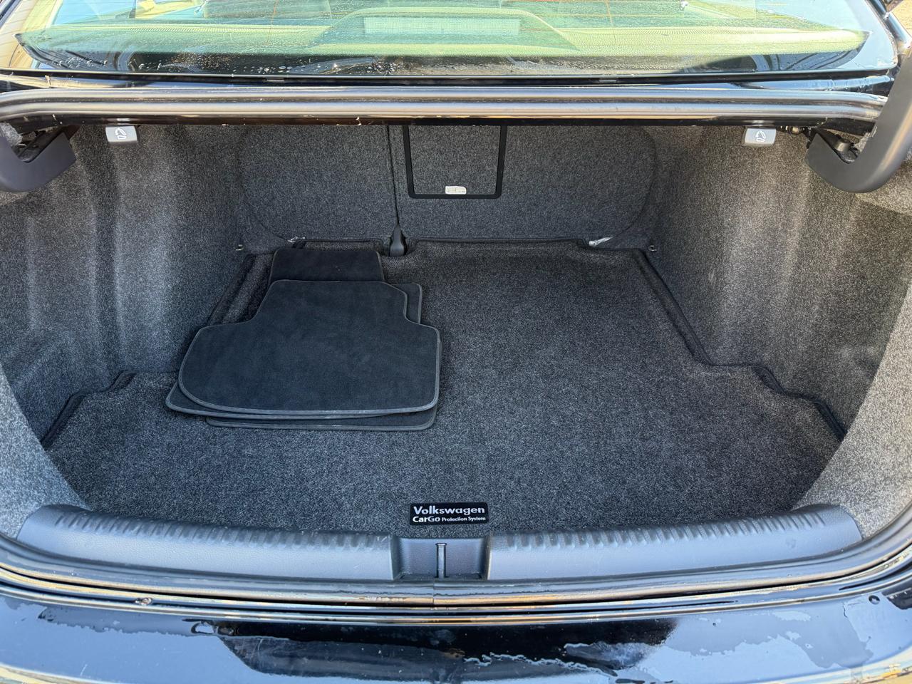 Volkswagen Jetta Sedan 4dr Man SE 2013