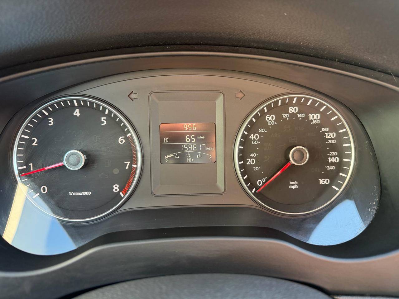 Volkswagen Jetta Sedan 4dr Man SE 2013