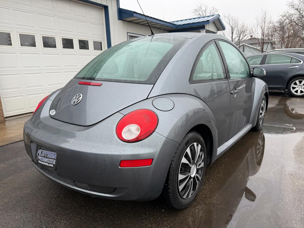 Volkswagen New Beetle Coupe 2dr Manual 2007