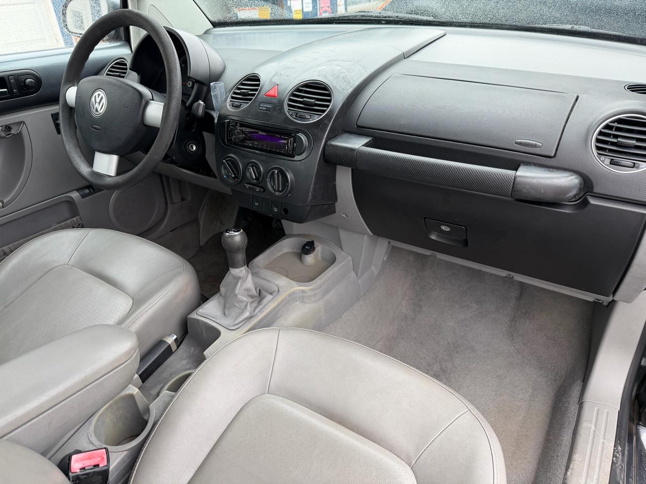 Volkswagen New Beetle Coupe 2dr Manual 2007