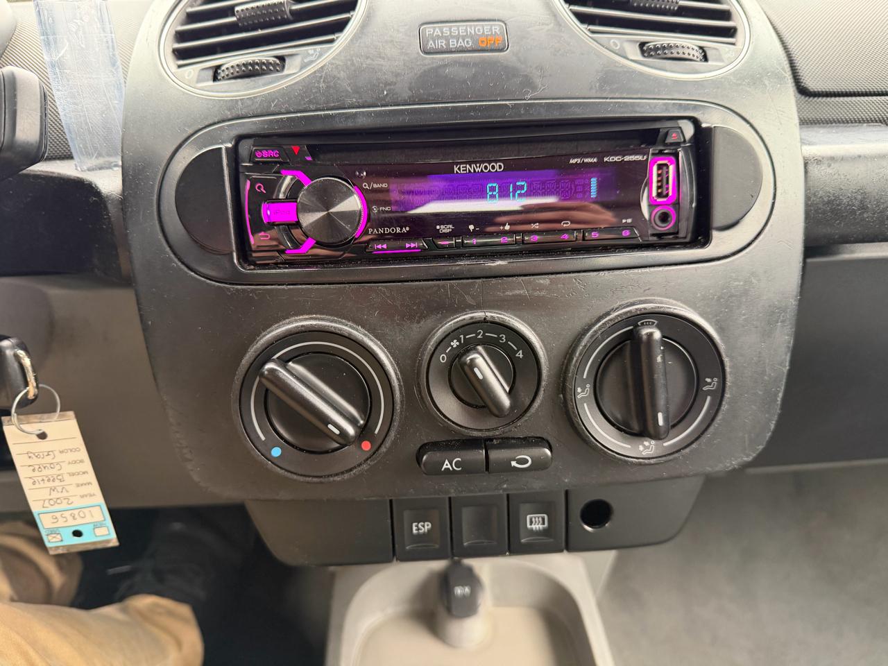 Volkswagen New Beetle Coupe 2dr Manual 2007