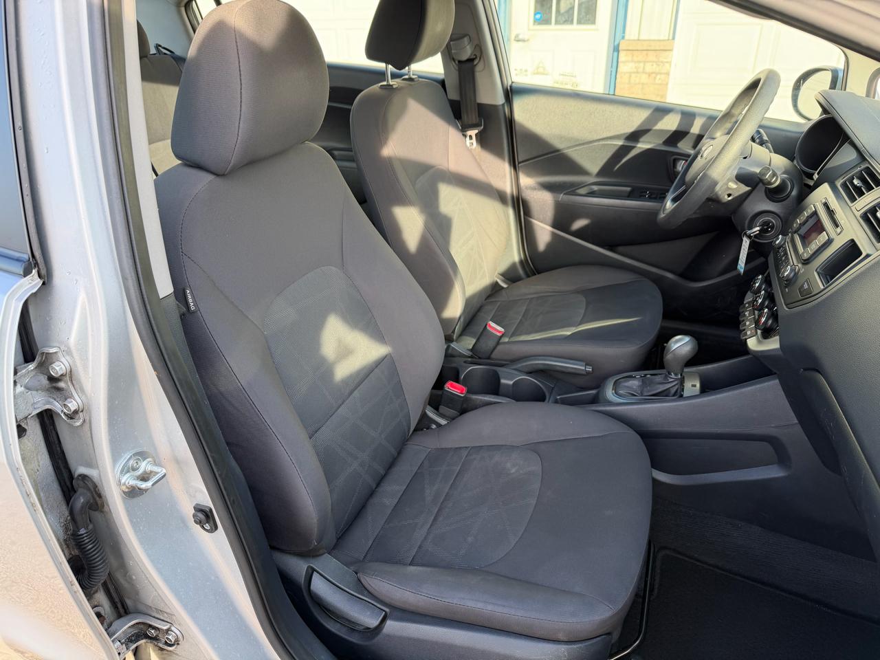 Kia Rio 4dr Sdn Auto LX 2014