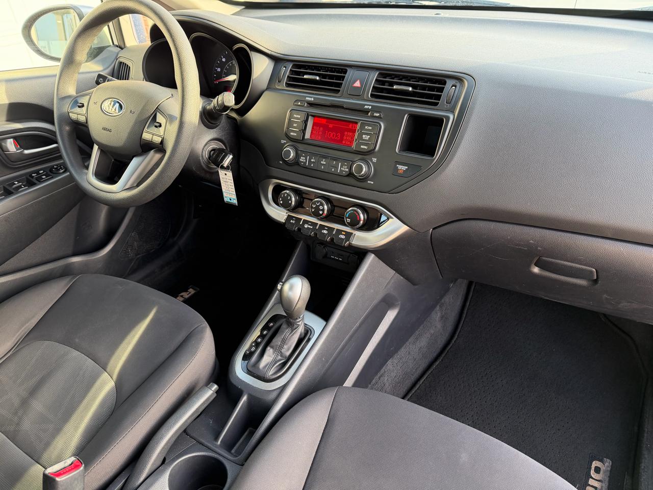 Kia Rio 4dr Sdn Auto LX 2014