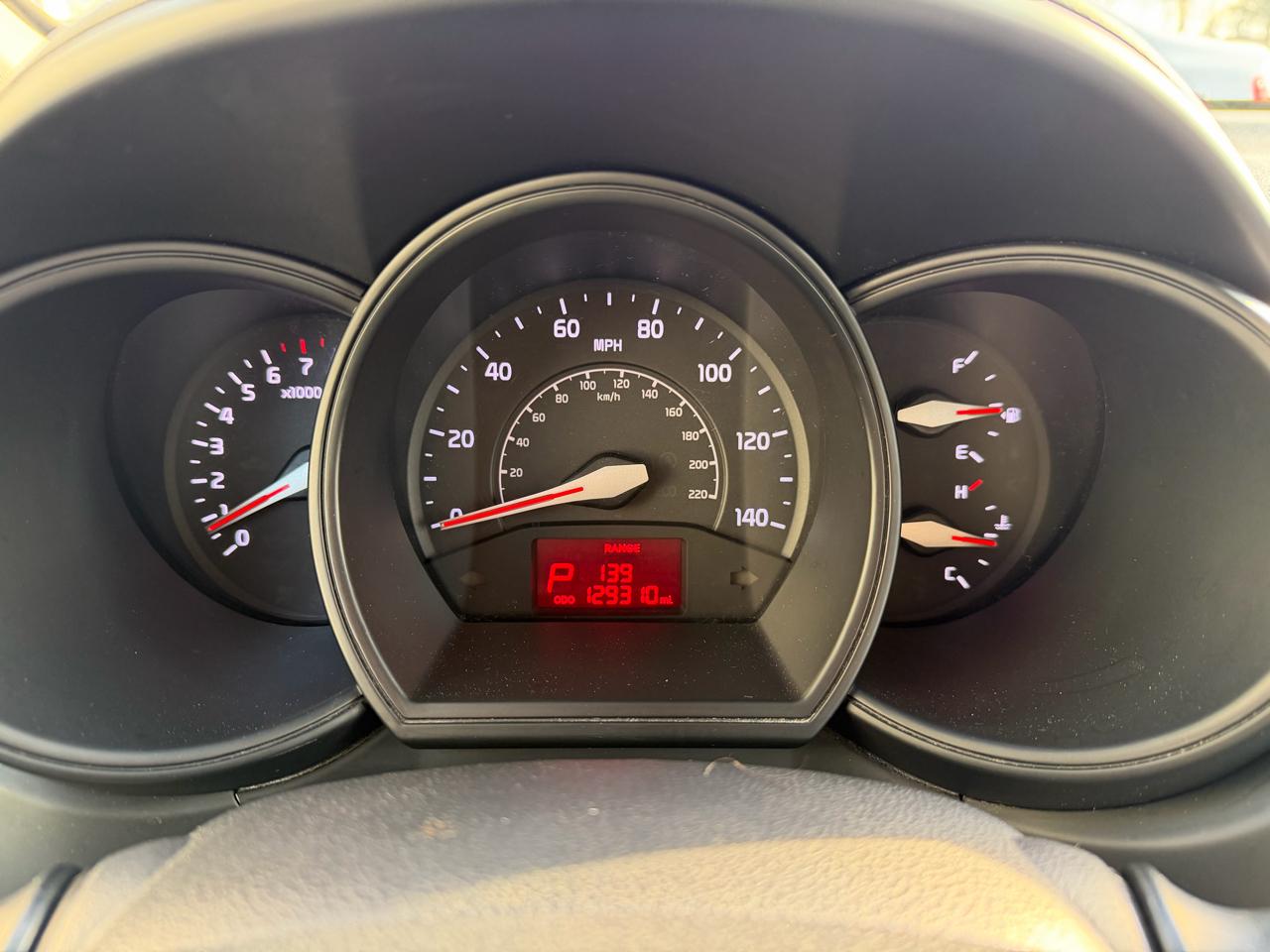 Kia Rio 4dr Sdn Auto LX 2014