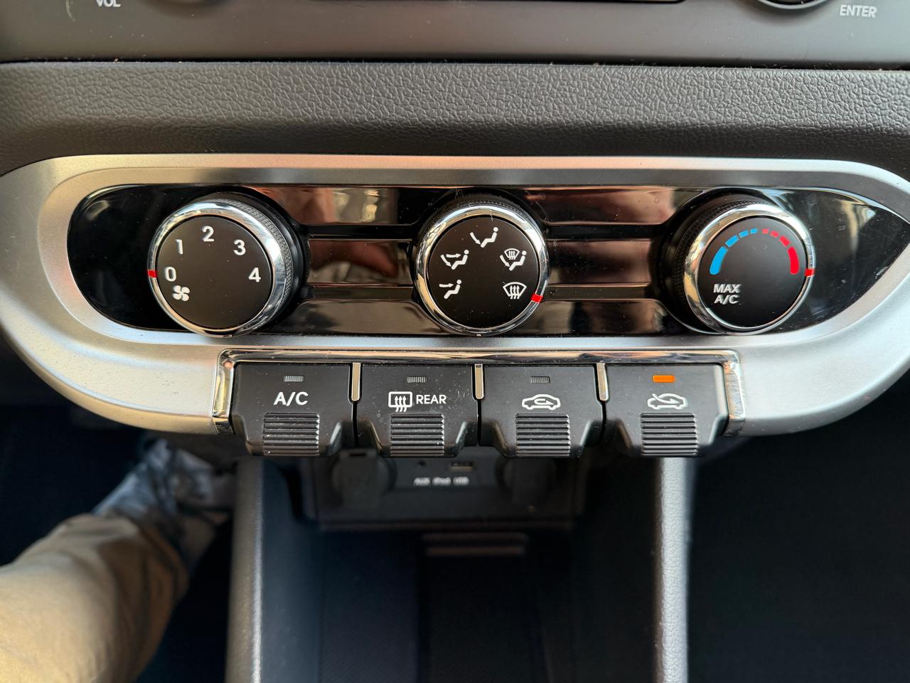 Kia Rio 4dr Sdn Auto LX 2014