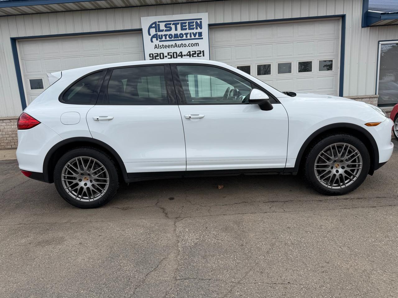 Porsche Cayenne AWD 4dr Platinum Edition 2014