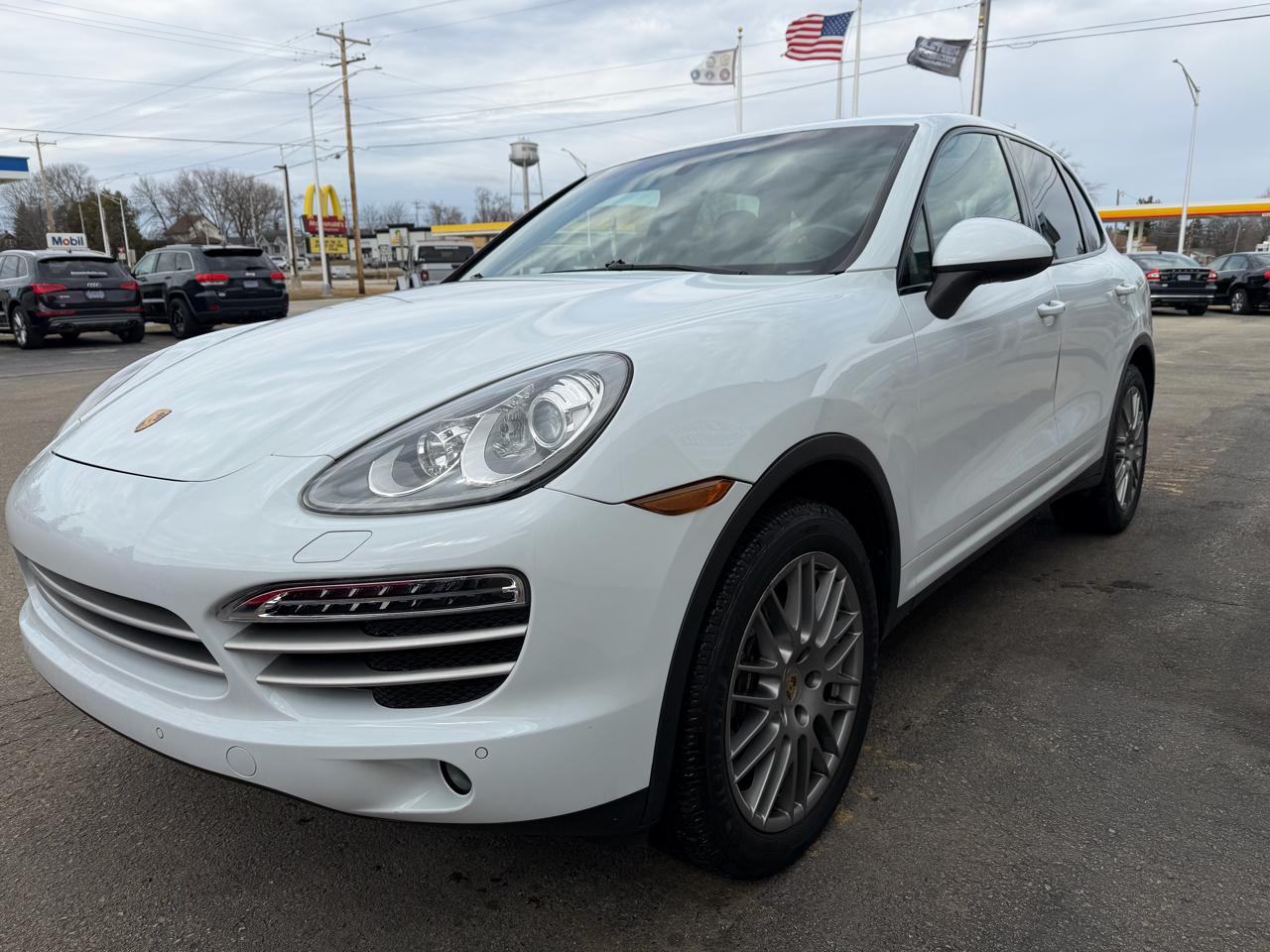 Porsche Cayenne AWD 4dr Platinum Edition 2014