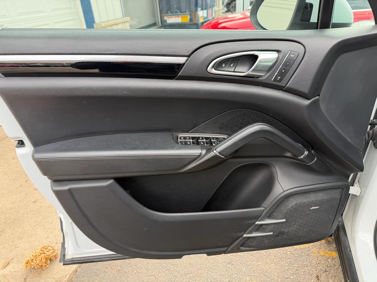 Porsche Cayenne AWD 4dr Platinum Edition 2014