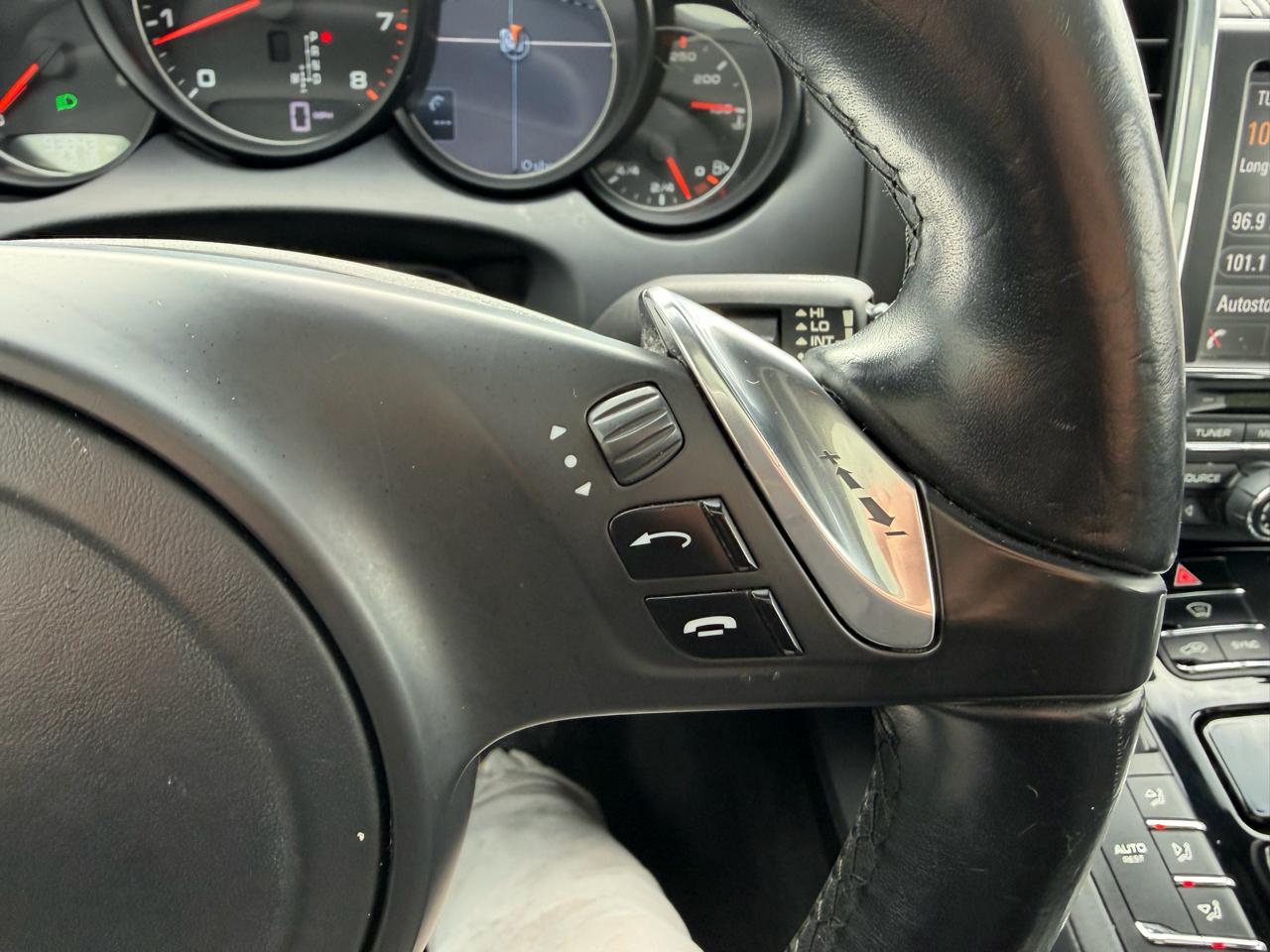 Porsche Cayenne AWD 4dr Platinum Edition 2014