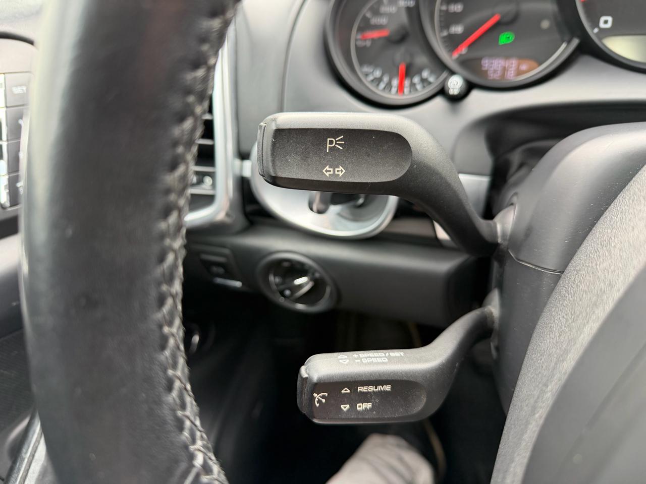 Porsche Cayenne AWD 4dr Platinum Edition 2014