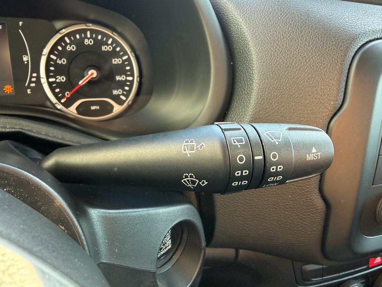 Jeep Renegade 4WD 4dr Latitude 2015