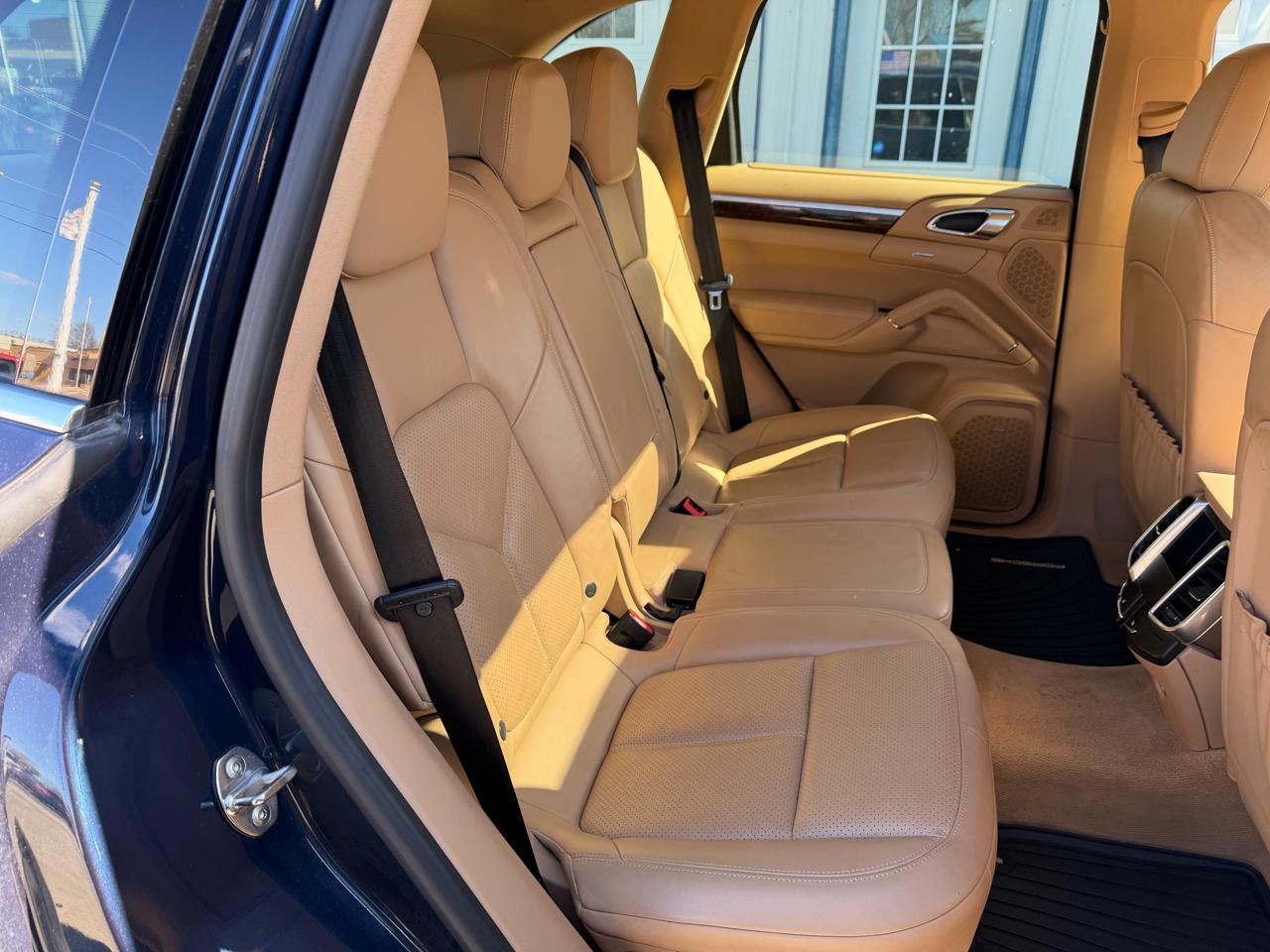 Porsche Cayenne AWD 4dr 2014