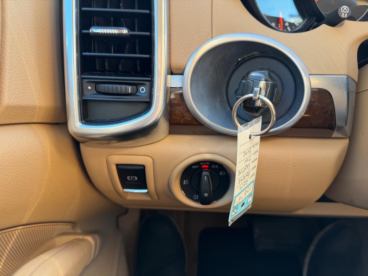 Porsche Cayenne AWD 4dr 2014