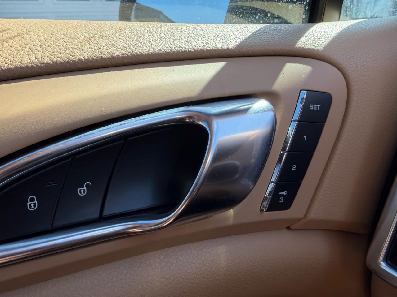 Porsche Cayenne AWD 4dr 2014