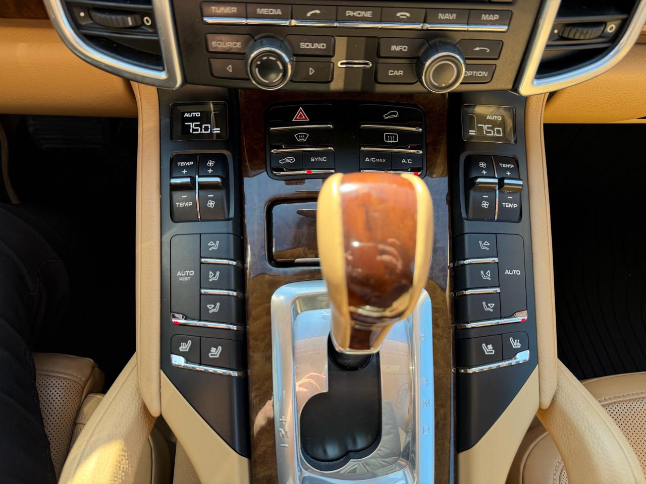 Porsche Cayenne AWD 4dr 2014