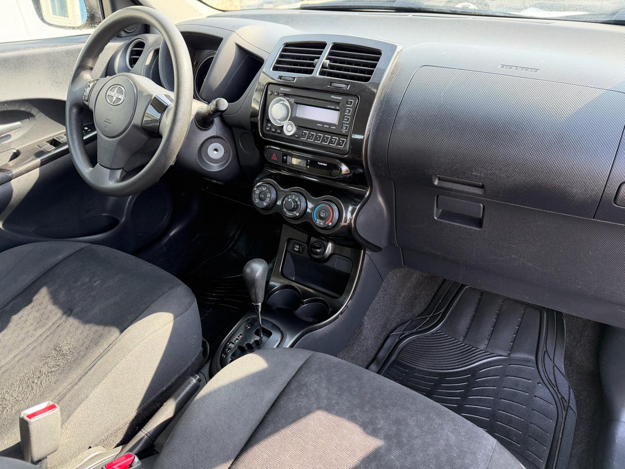 Scion xD 5dr HB Auto (Natl) 2010