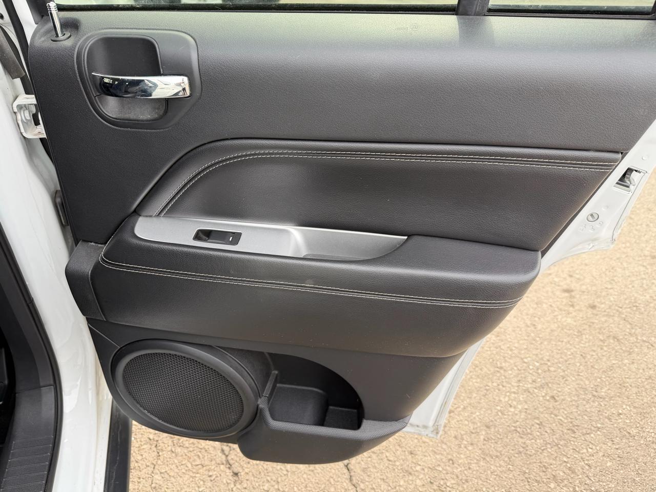 Jeep Compass FWD 4dr Latitude 2016