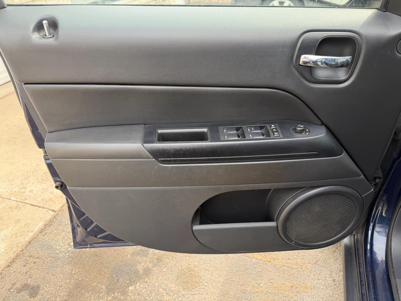 Jeep Patriot 4WD 4dr High Altitude Edition 2016