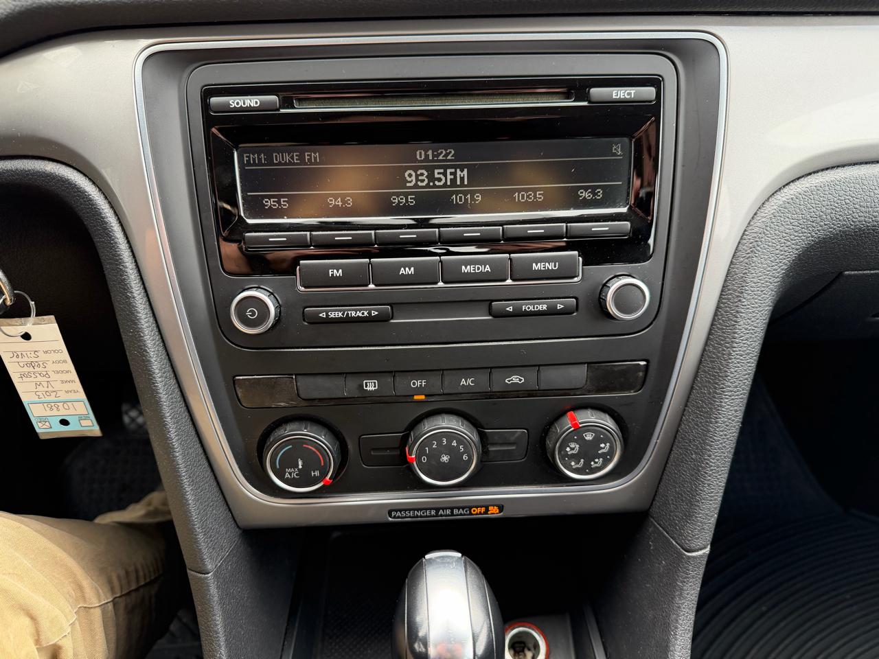 Volkswagen Passat 4dr Sdn 2.5L Auto S 2013