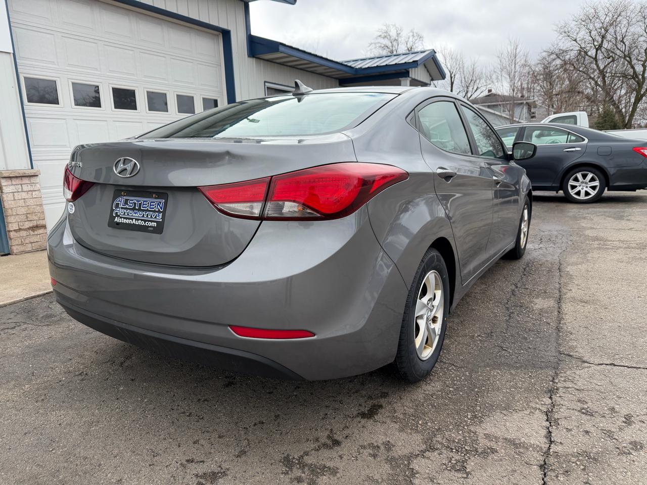 Hyundai Elantra 4dr Sdn Auto SE 2014