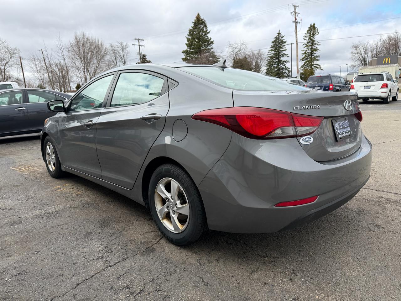 Hyundai Elantra 4dr Sdn Auto SE 2014