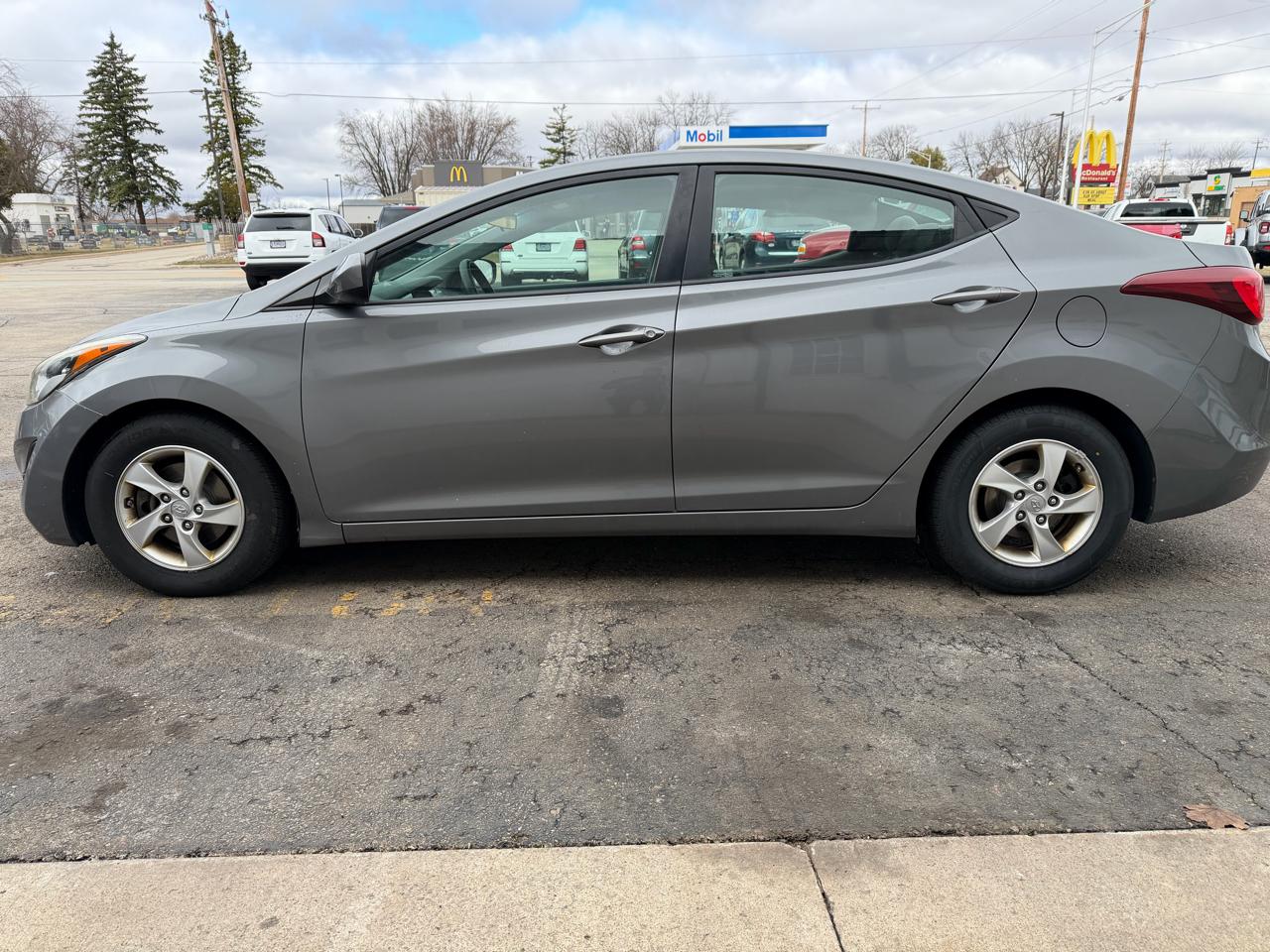 Hyundai Elantra 4dr Sdn Auto SE 2014