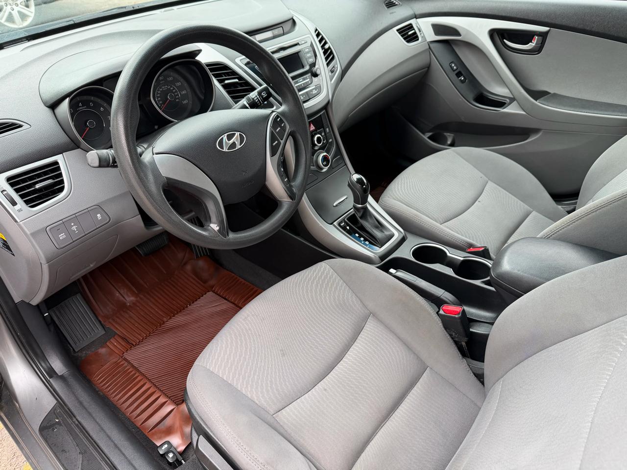 Hyundai Elantra 4dr Sdn Auto SE 2014