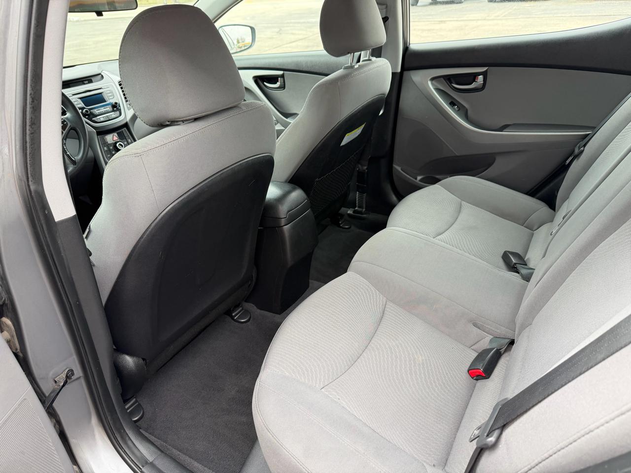 Hyundai Elantra 4dr Sdn Auto SE 2014
