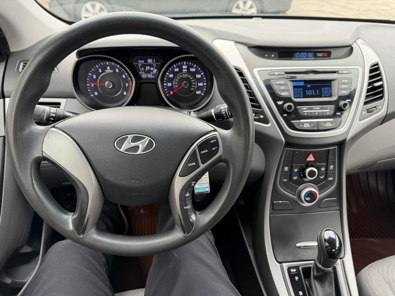 Hyundai Elantra 4dr Sdn Auto SE 2014