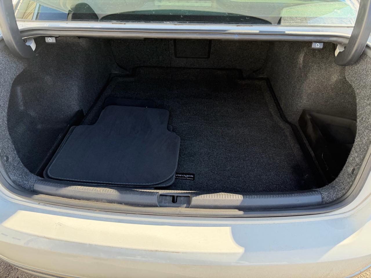 Volkswagen Passat 4dr Sdn 2.0L DSG TDI SEL Premium 2014