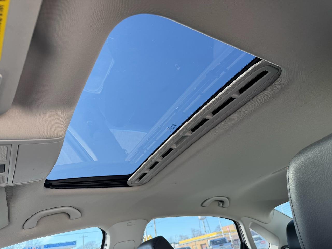 Volkswagen Passat 4dr Sdn 2.0L DSG TDI SEL Premium 2014