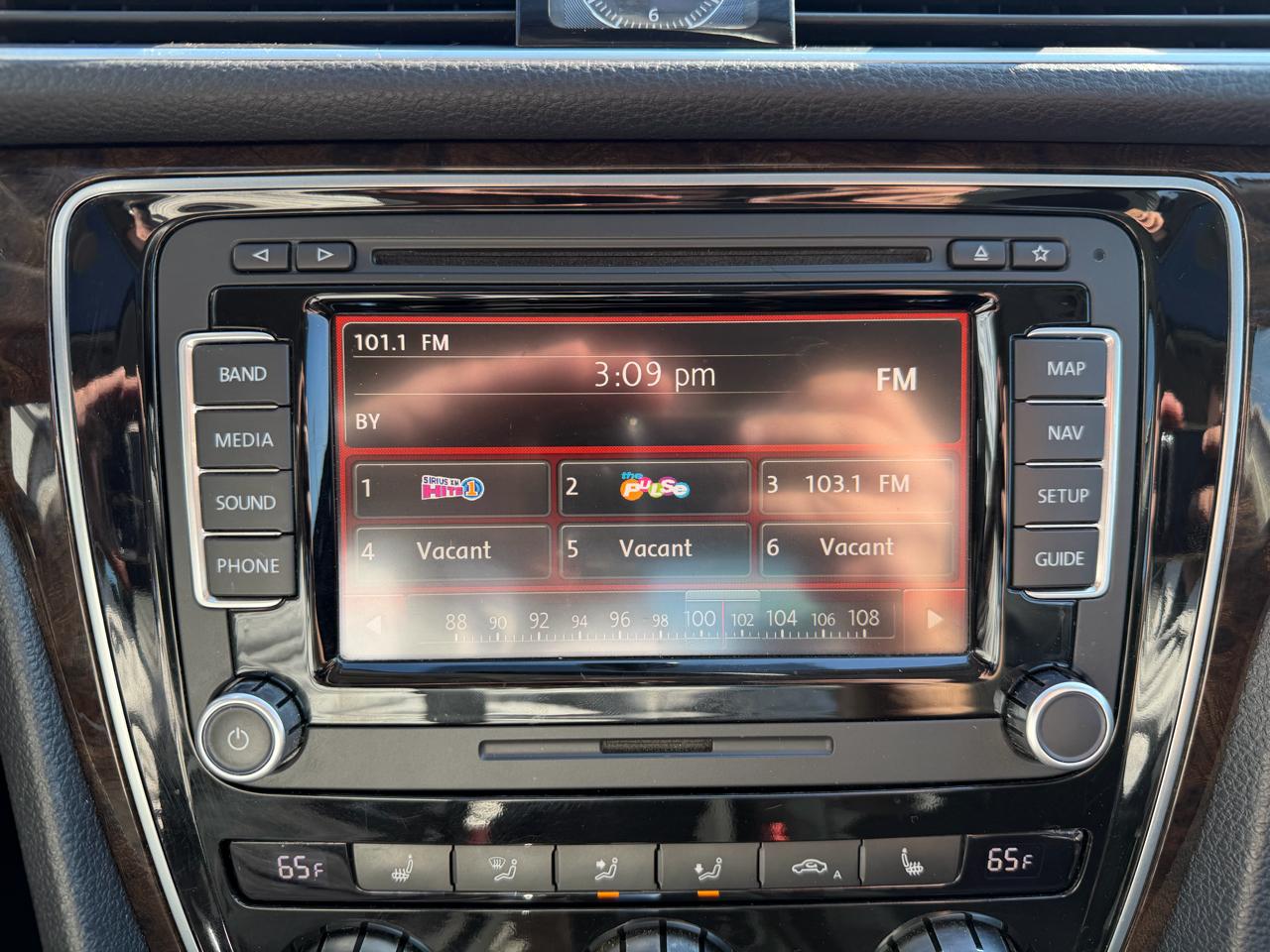 Volkswagen Passat 4dr Sdn 2.0L DSG TDI SEL Premium 2014