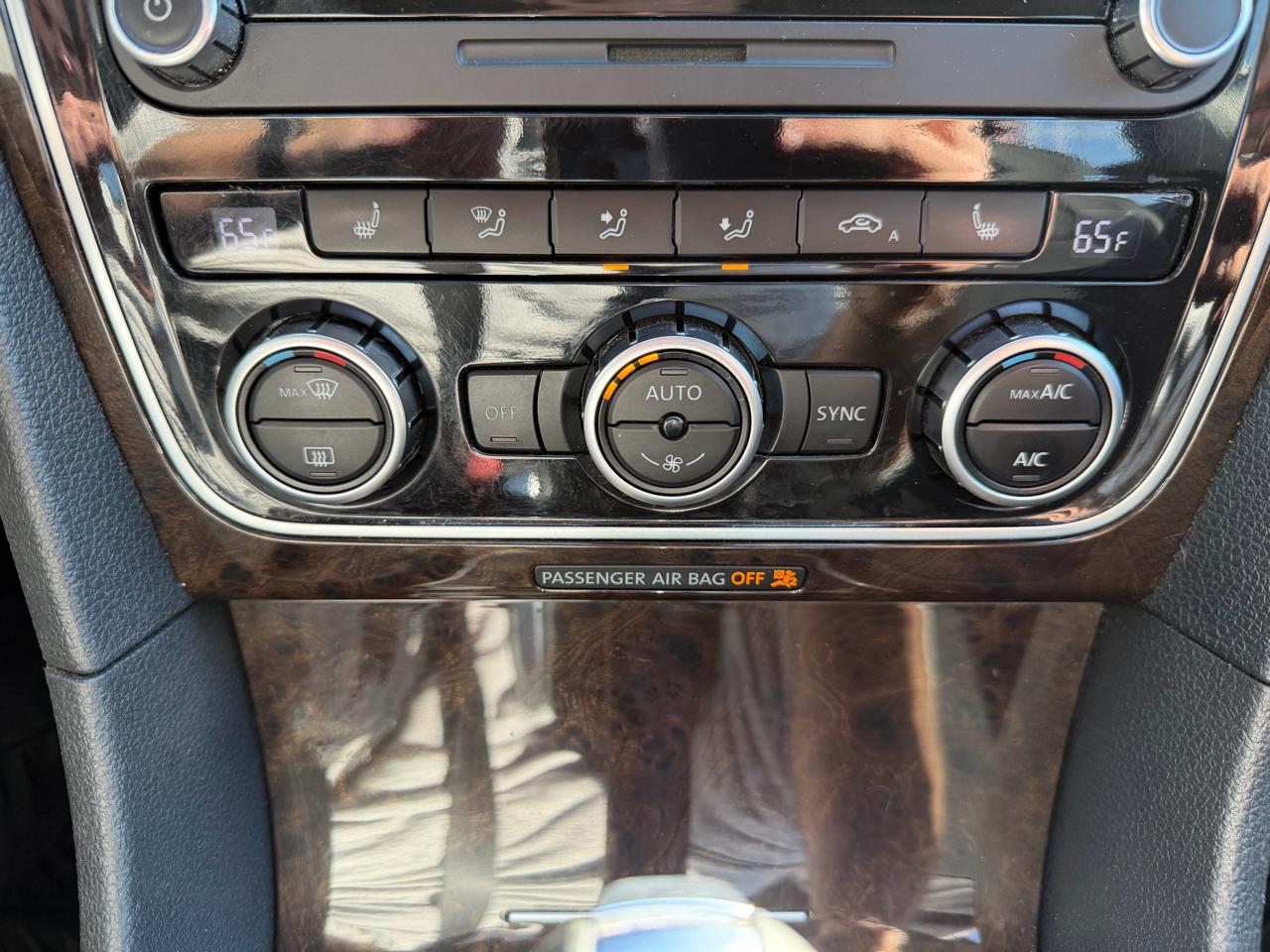 Volkswagen Passat 4dr Sdn 2.0L DSG TDI SEL Premium 2014