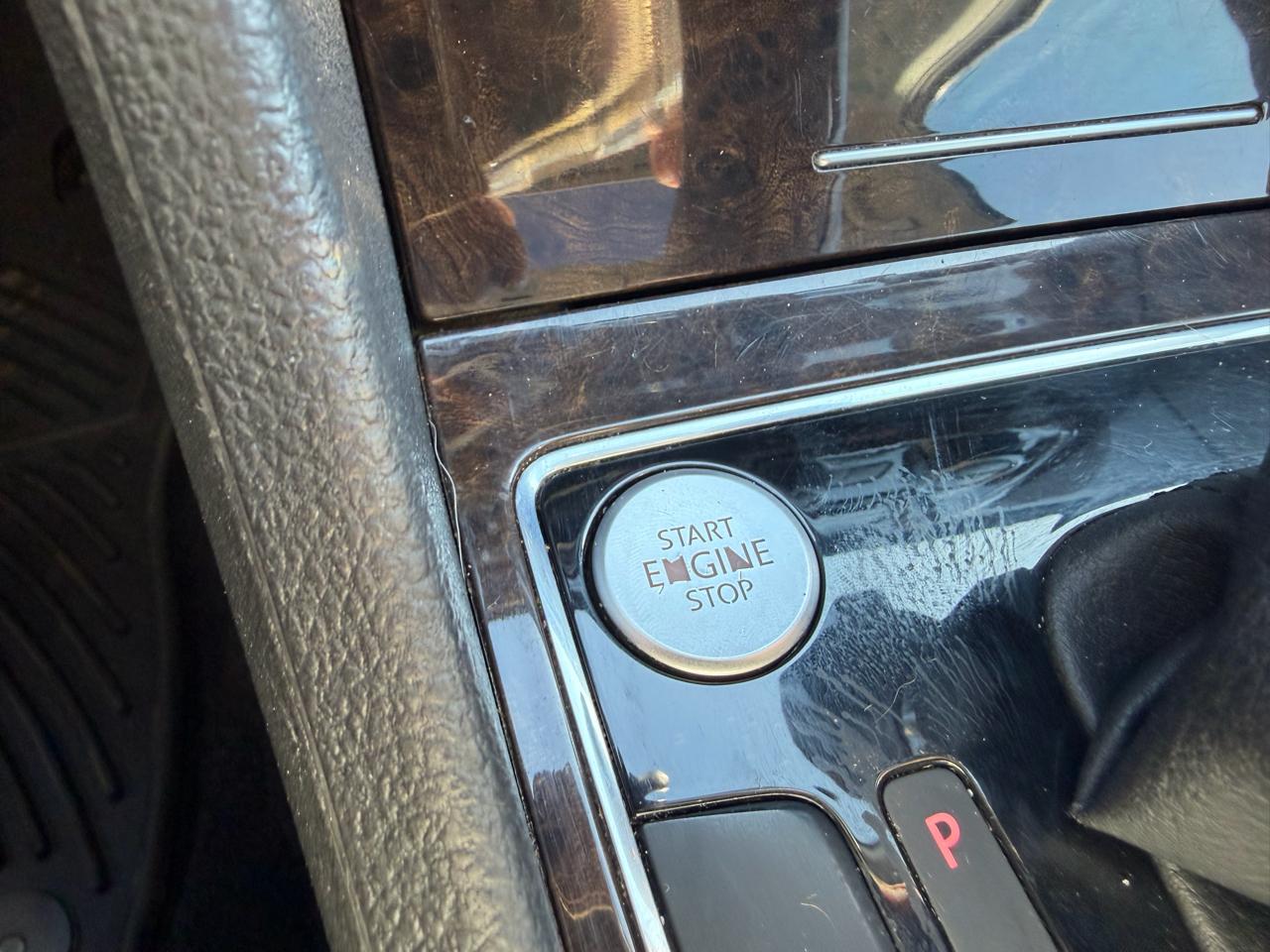 Volkswagen Passat 4dr Sdn 2.0L DSG TDI SEL Premium 2014