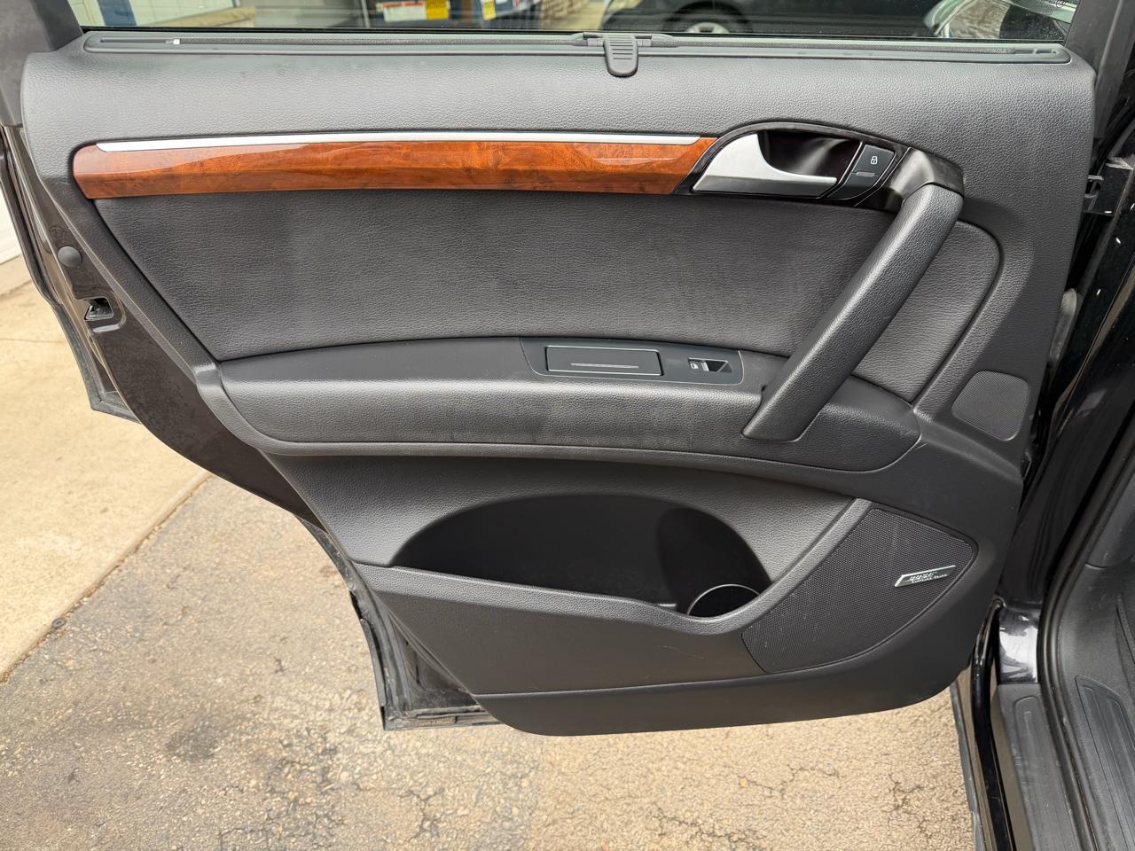 Audi Q7 quattro 4dr 3.0L TDI Premium Plus 2015